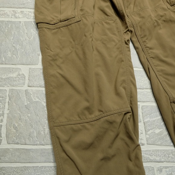 Duluth Trading Co Cargo Pants Size 2XL Beige Cargo Midweight Nylon Quick Dry - Picture 6 of 9